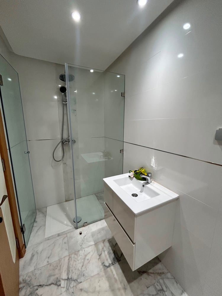Location longue durée : bel appartement vide , 90 m , boulevard mohamed 6 Agdal , Marrakech  — photo 11
