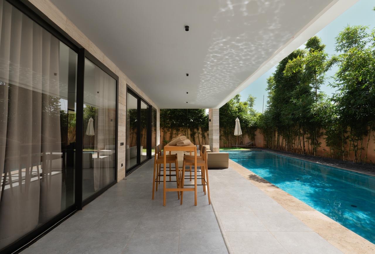 Vente : villa moderne dans une résidence sécurisée, Marrakech , route ourika  — miniature 2