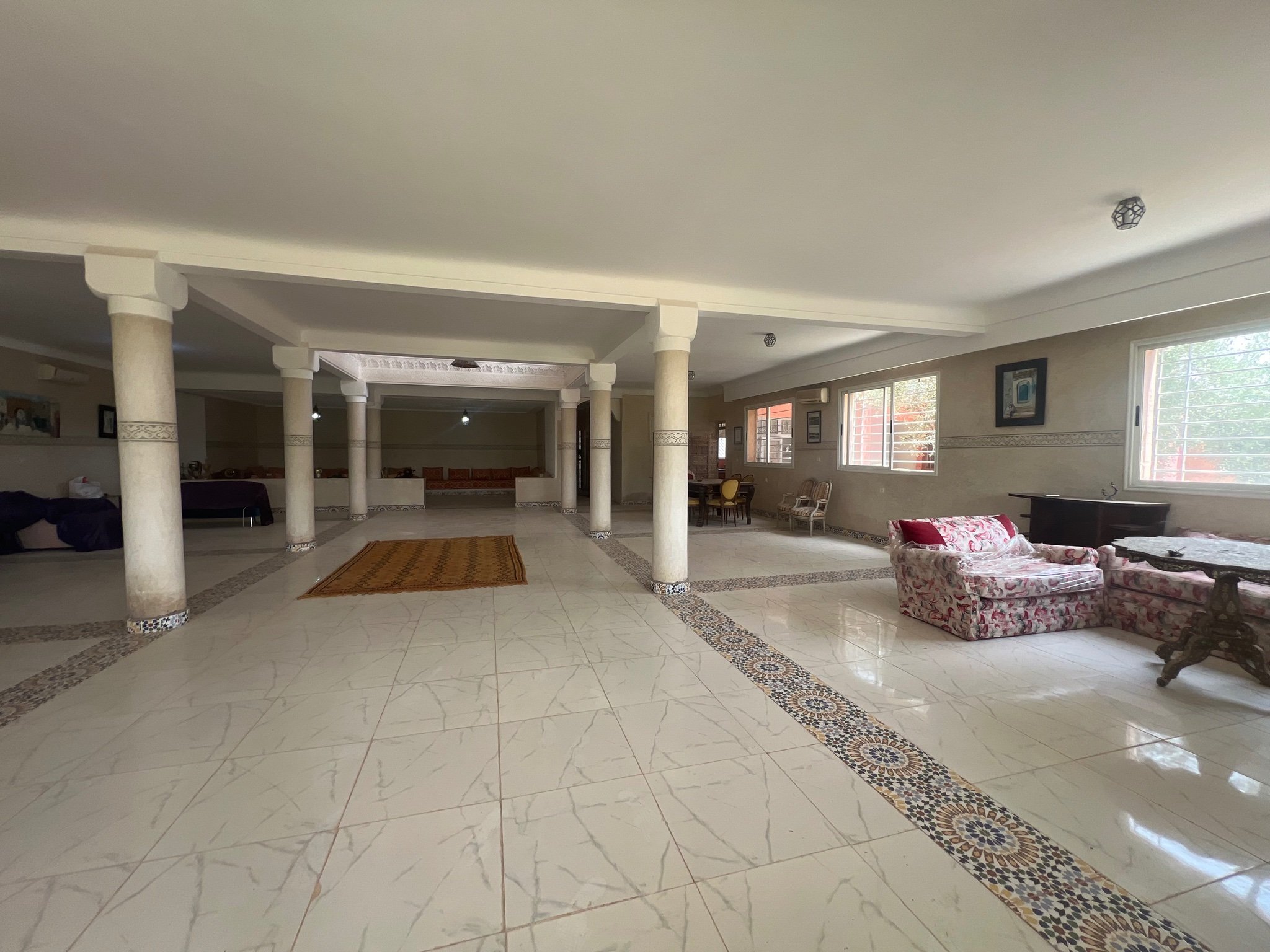 À Vendre : Petite  maison de campagne sous forme d’un riad , Marrakech, quartier route de Fès .  — miniature 5