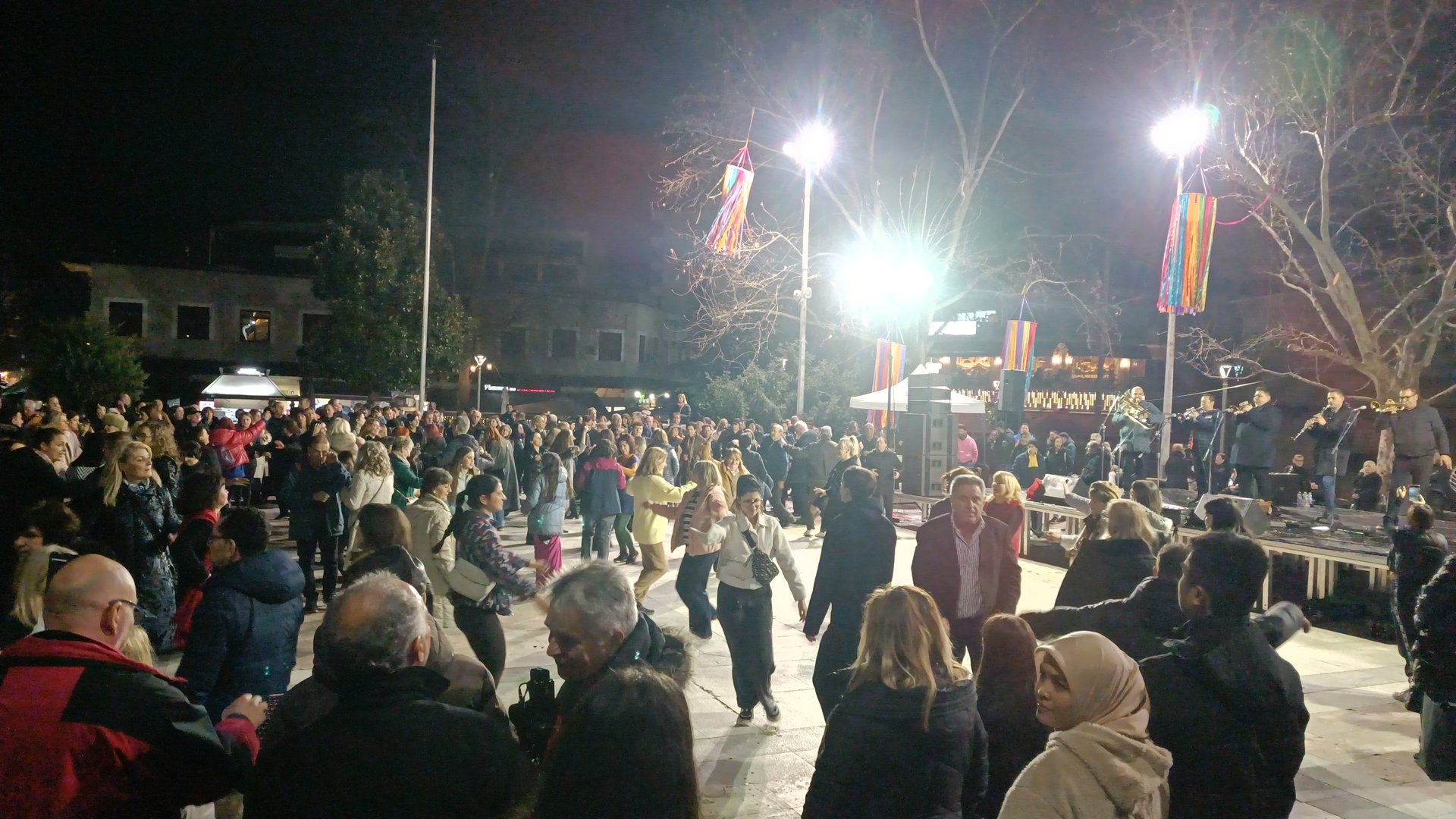 Συναυλία με Χάλκινα στις Σέρρες στο πλαίσιο των εκδηλώσεων του καρναβαλιού