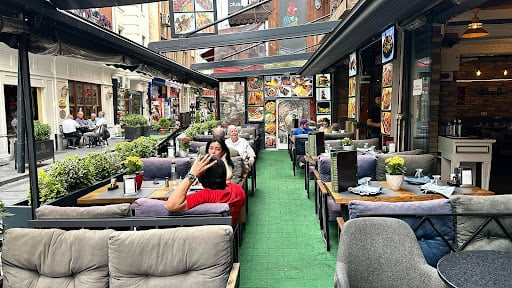 Gazelle Lounge Restaurant