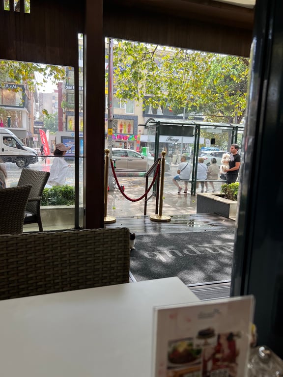 Divan Pub Erenköy