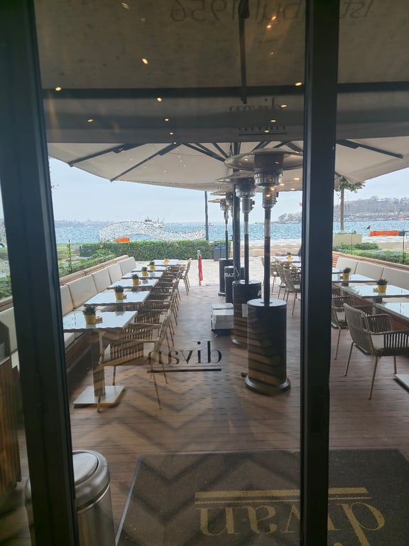 Divan Bistro Galataport