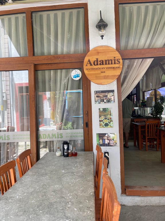 Cunda Adamis Zeytinyağlı Ev Yemekleri