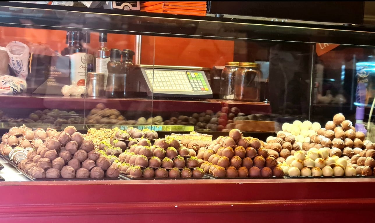 MENDEL'S Chocolatier