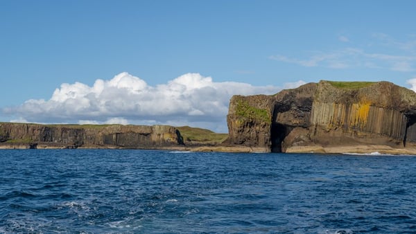 Staffa Cruise Port Guide: Fingal’s Cave & Puffin Colony