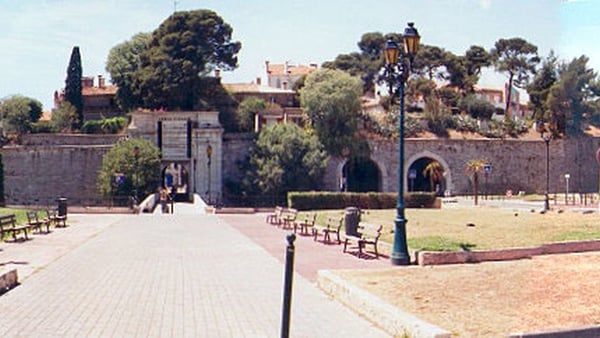 Toulon Cruise Port: Shore Excursions & Expert Expert Guide