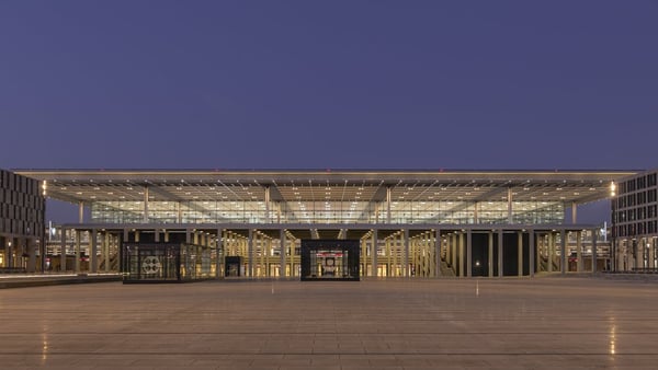 Berlin Cruise Port: Shore Excursions & Expert Guide