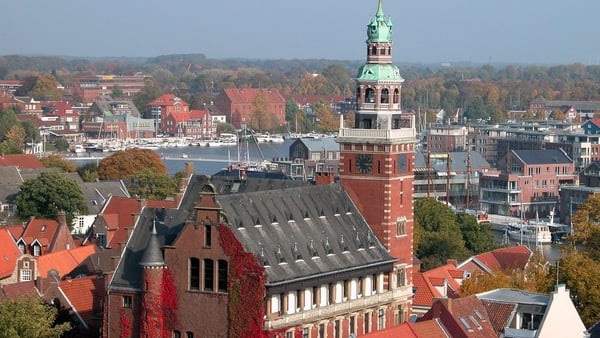 Leer Cruise Port: Shore Excursions & Expert Guide