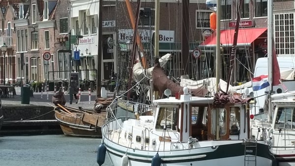 Hoorn Cruise Port: Expert Guide & Shore Excursion Tips