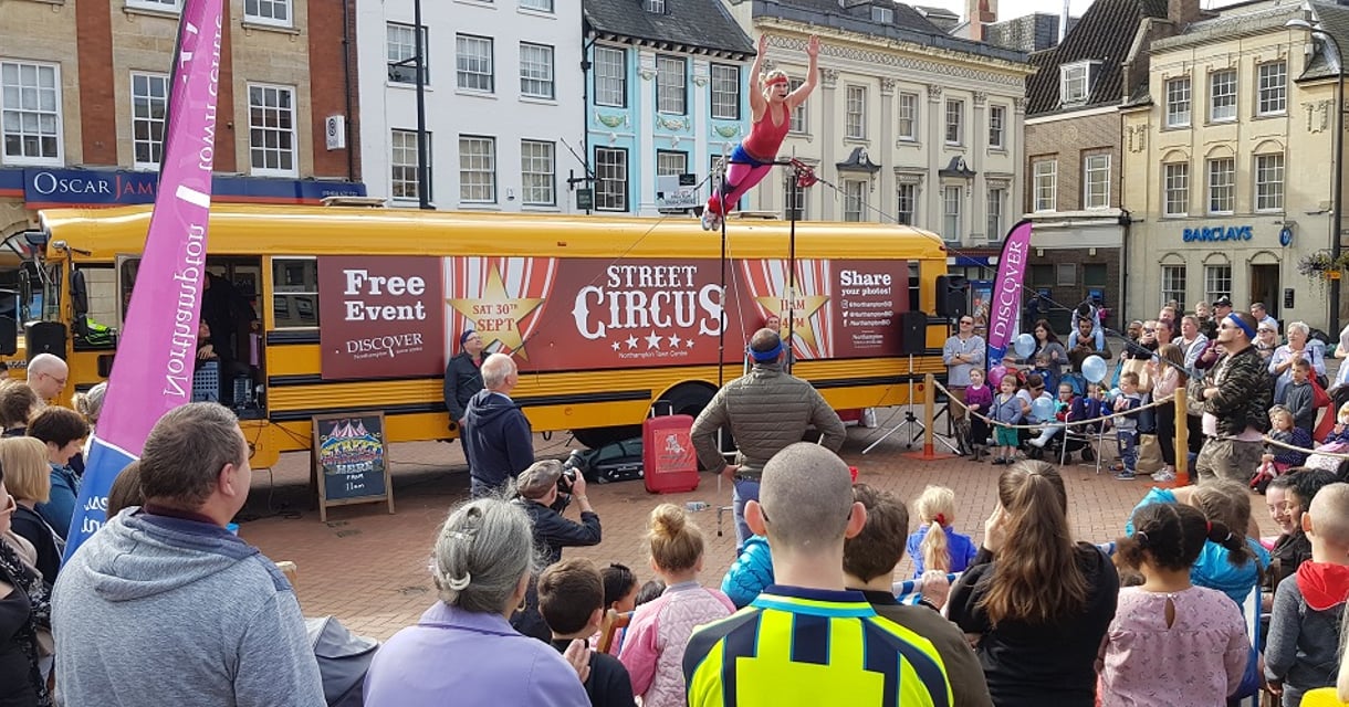 Cathedral Quarter Street Circus