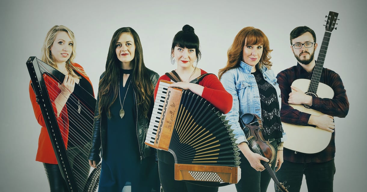 The Outside Track, 'Live' in Belper