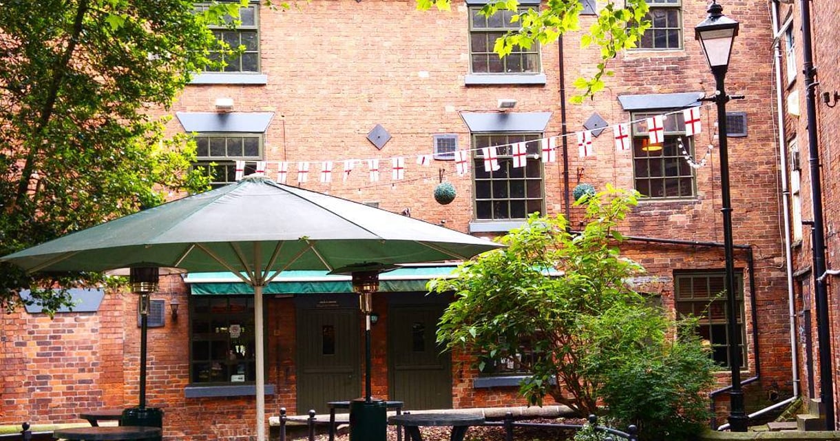 Seymours Beer Garden