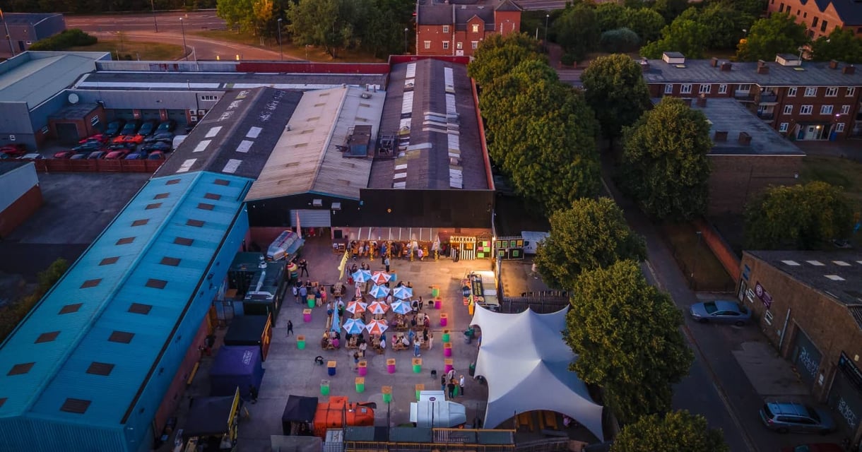 Bustler Market Beer Garden