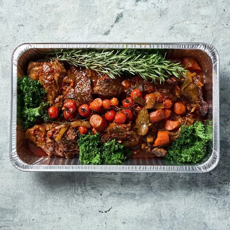 Hot - 4kg Slow Cooked Lamb Shoulder, Homemade Tomato & Red Wine Sauce Platter |