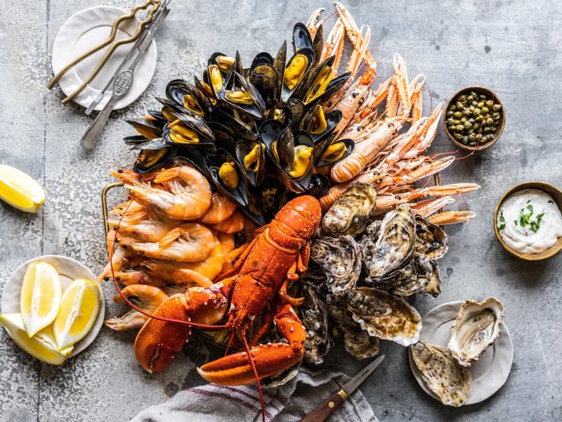 Fresh lobster, crab, prawns and more