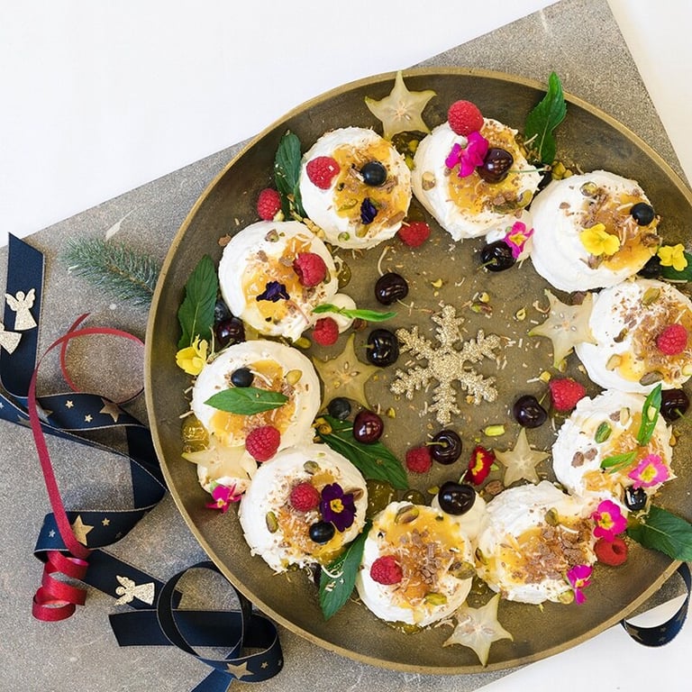 Christmas Pavlova Wreath — Salt Wind Catering