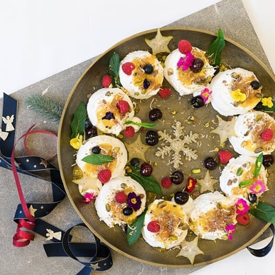 Christmas Pavlova Wreath