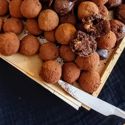 Sea Salt Caramel Truffles (Box of 12)
