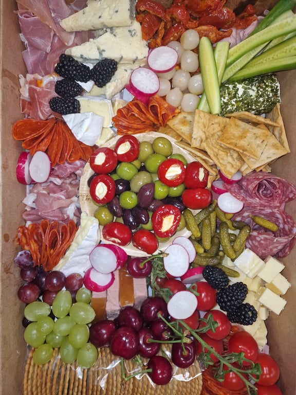 Cornish Cheese Board — Deluxe