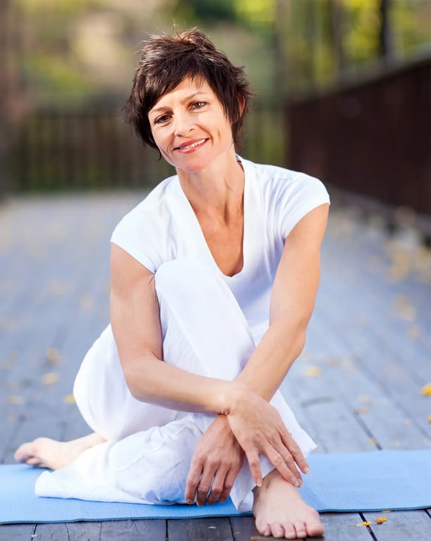 Clinician discussing hormone therapy for women