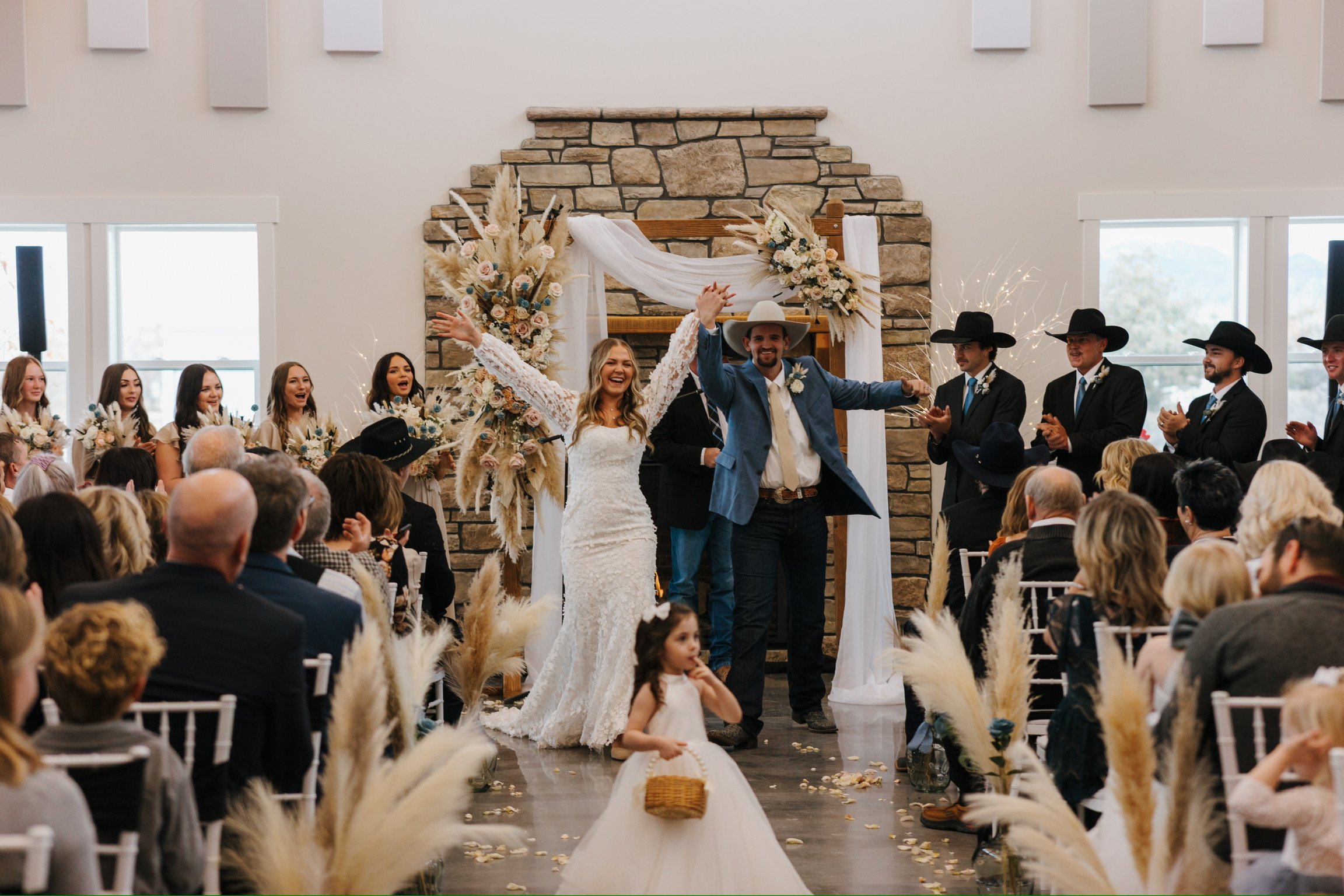 Fancy Fox Wedding & Event Decor photo 2