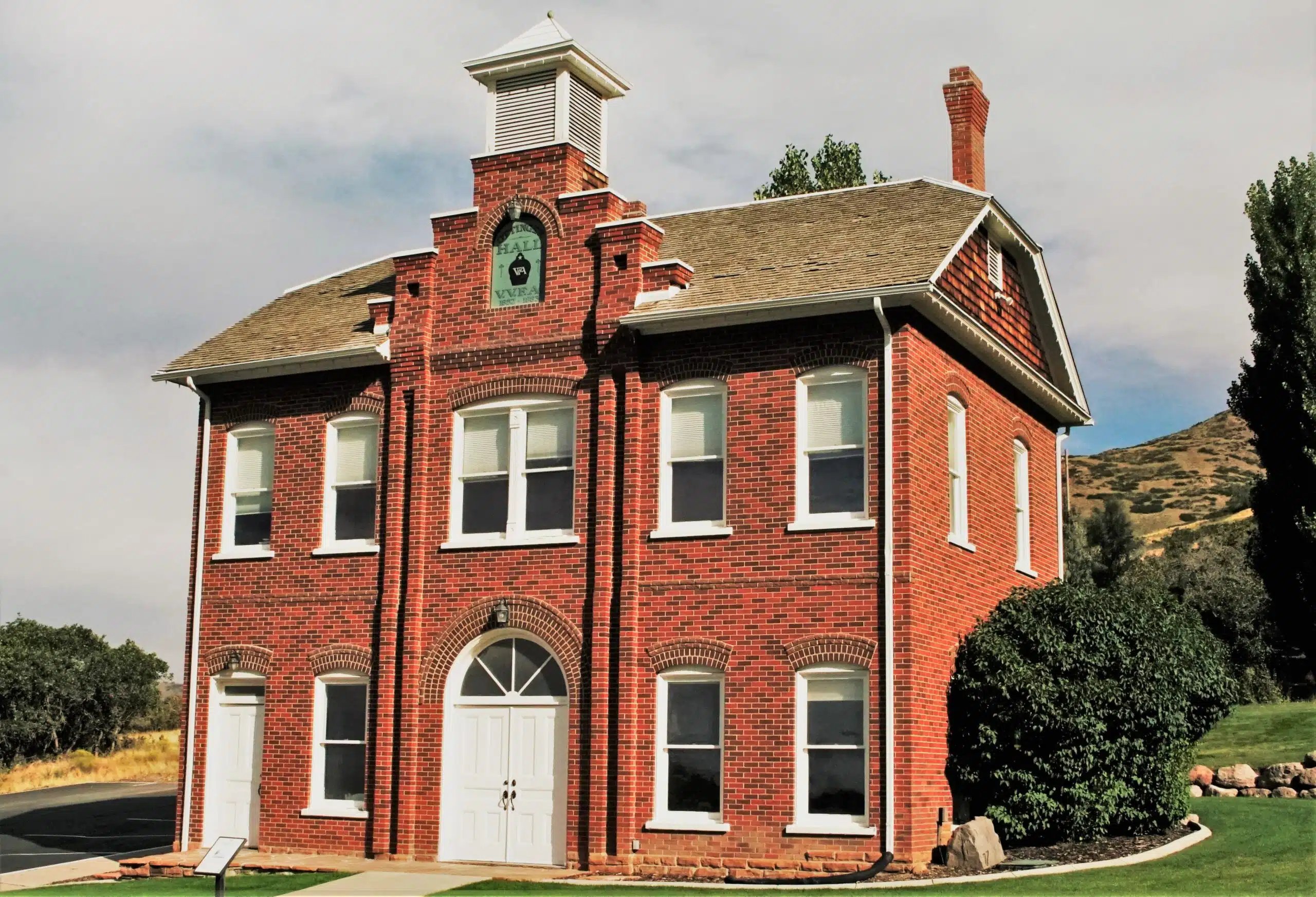 The Ottinger Hall photo 1