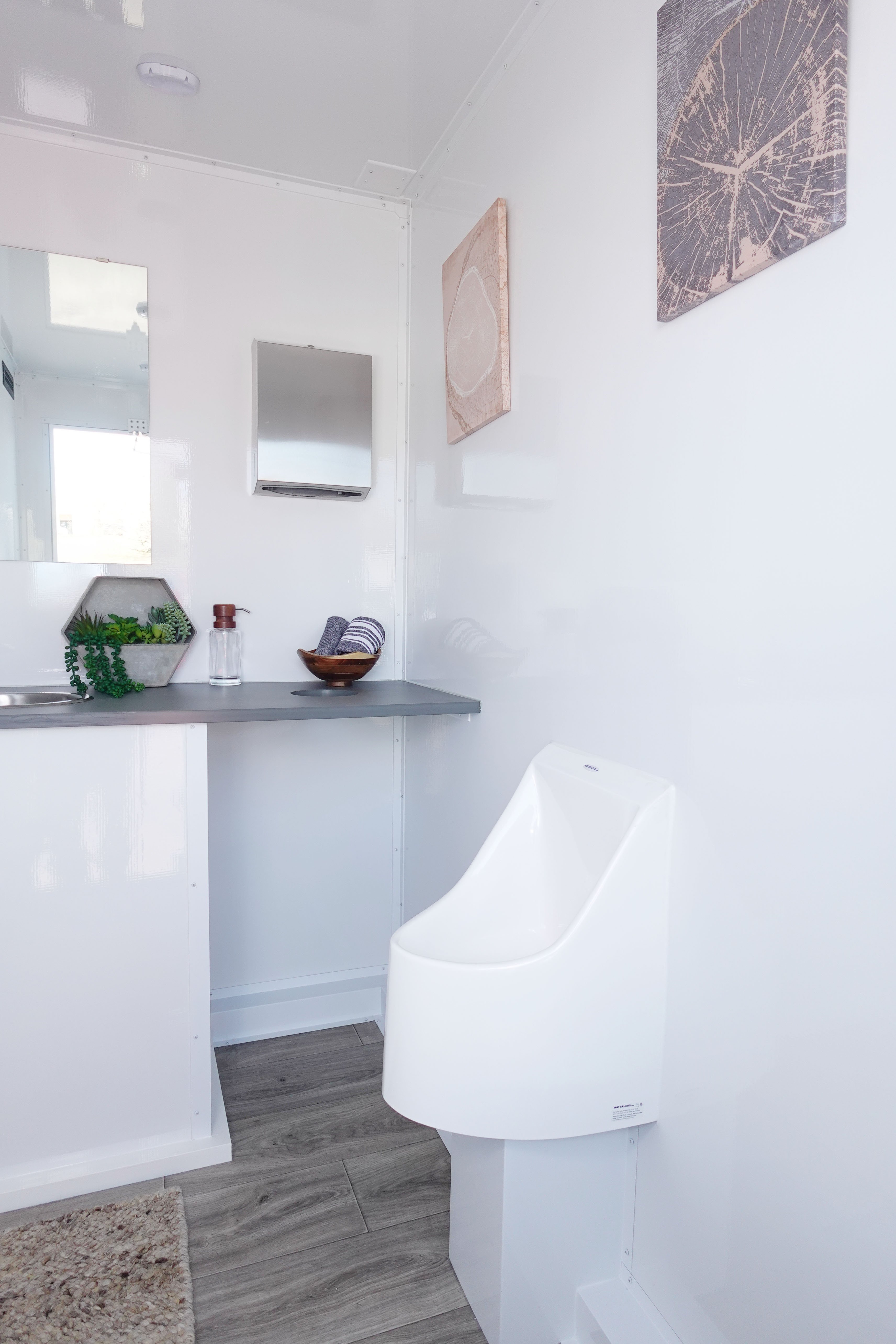 Beehive Bathrooms photo 2