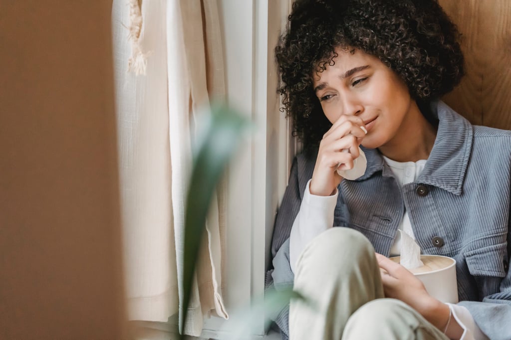 Navigating an awkward money situation can be difficult, but with these tips, you'll be able to get through it with ease.