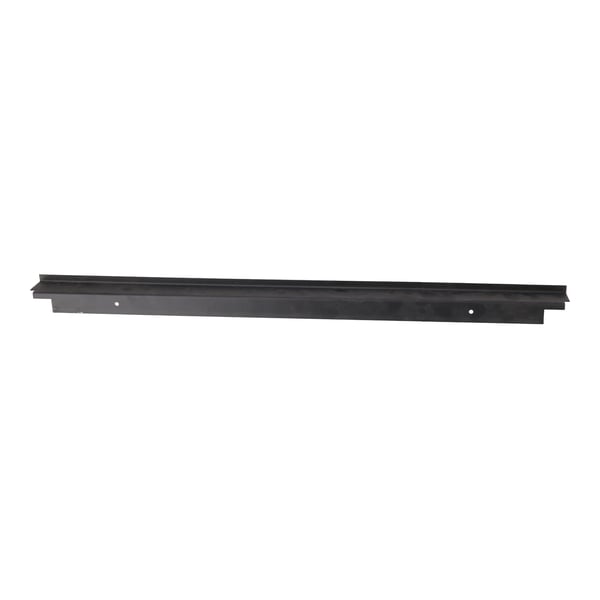 Oven door lower trim
