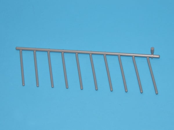 Lower Basket Right-Side Adjustable Plate Holder