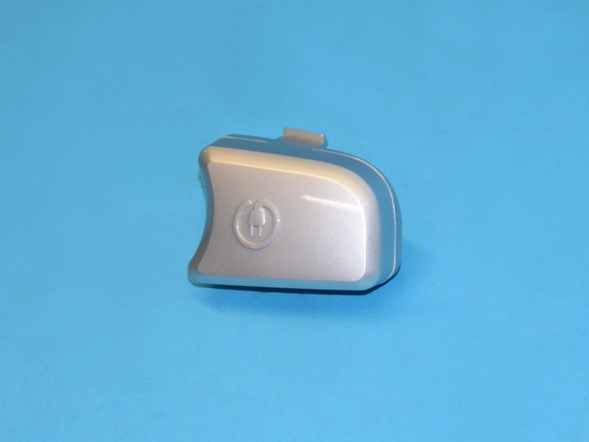 Hisense Vacuum Cleaner Cord Rewinder Button