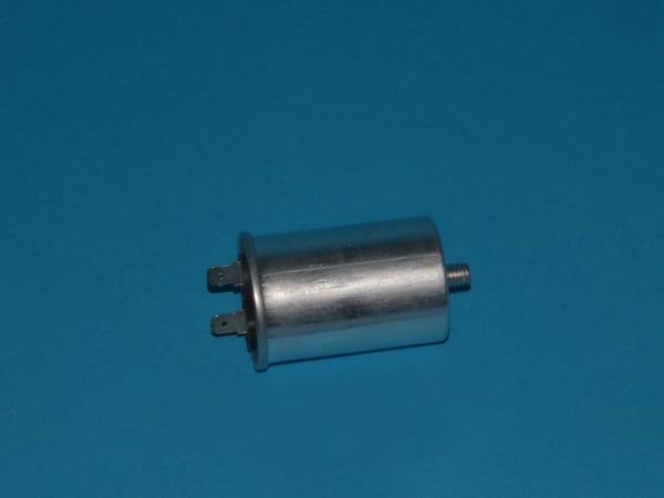 Capacitor
