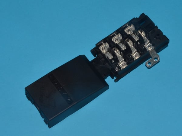 Connecting Terminal