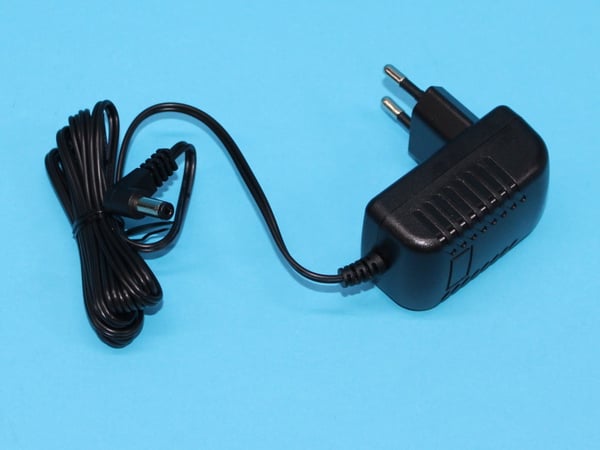 Charger Dc 15V 500Ma