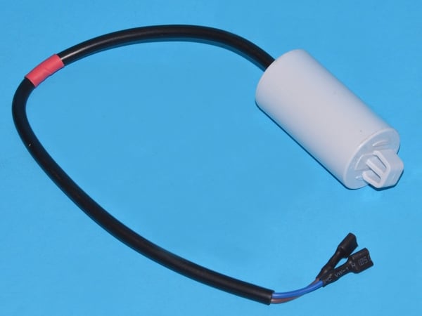 Capacitor