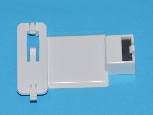 Magnet Holder