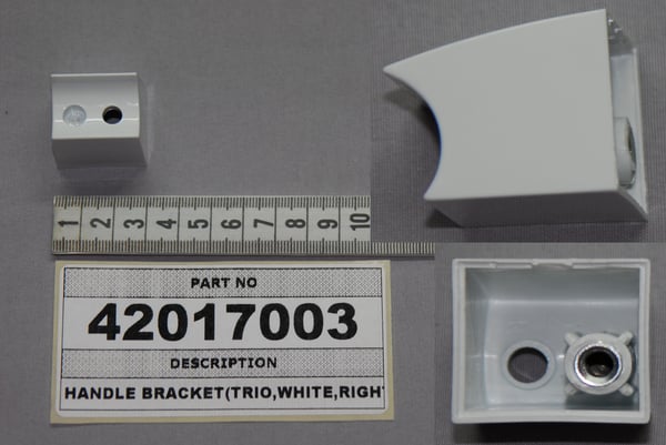 Handle Bracket(Trio,White,Right)