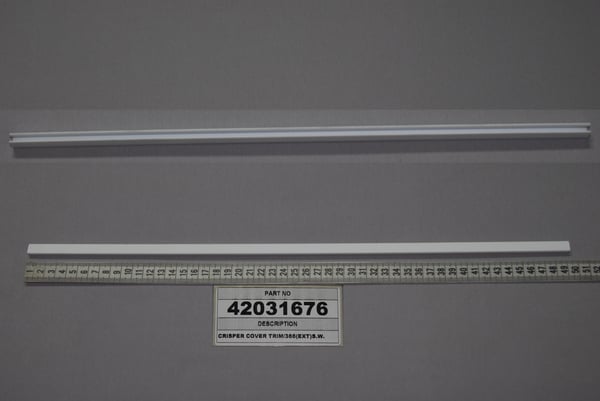 Crisper Cover Trim/366(Ext)S.W.