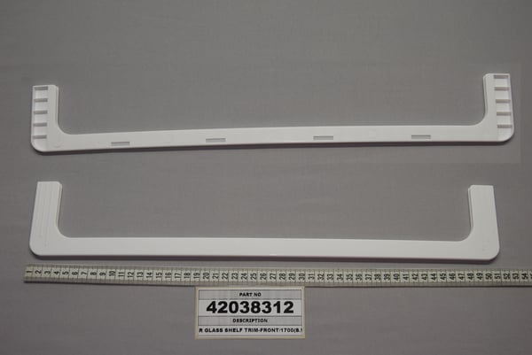 R Glass Shelf Trim-Front/1700(S.W.)