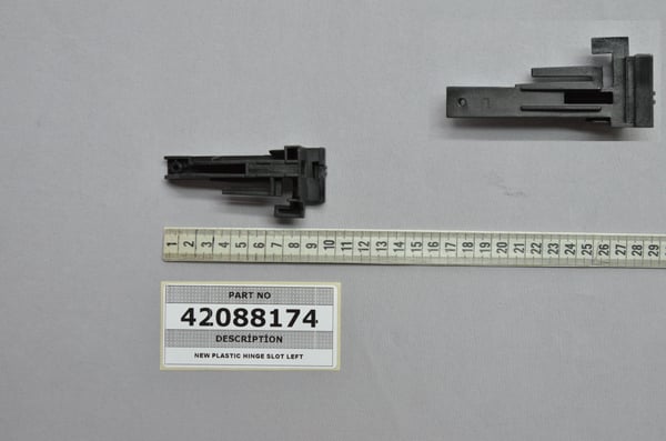 New Plastic Hinge Slot Left