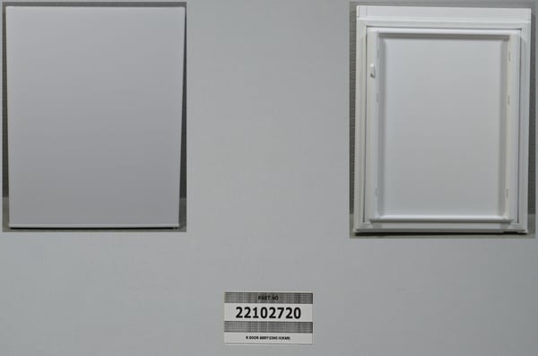R Door Assy/23HC-V (Kar)