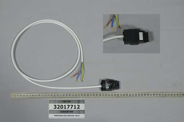 Terminalbox and Cord 6629 3G0,75