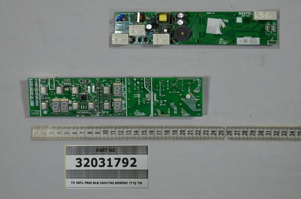 Tc Vstl FR08 Dlb 32031792 Domino 1T1C Tm