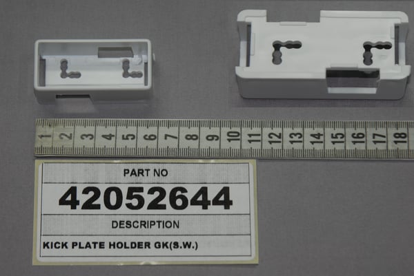 Kick Plate Holder Gk (S.W.)