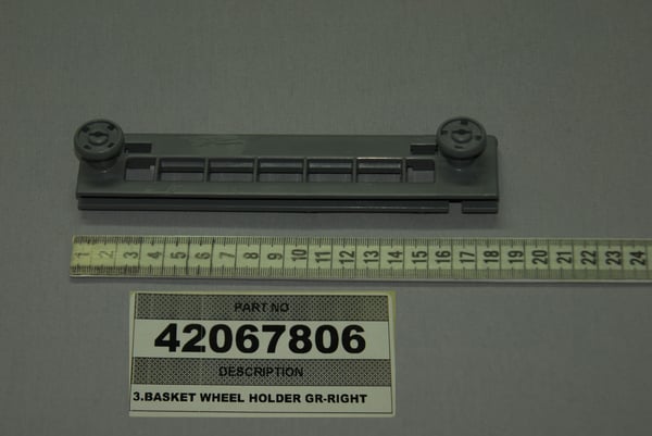 3.Basket Wheel Holder GR-Right