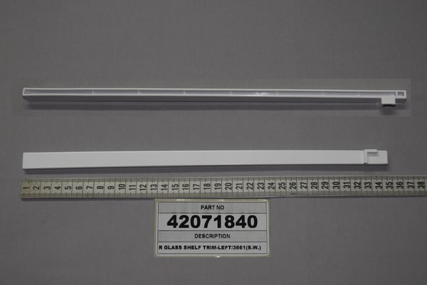 R Glass Shelf Trim-Left/3661 (S.W.)