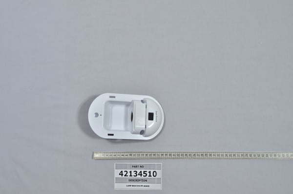 Lamp Box/310 PP 424C$