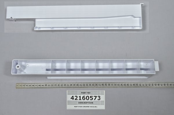 Crisper Middle Rail/653 (S.W.)