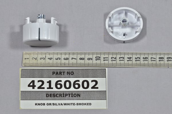 Knob GR/Silva/White-Smoked